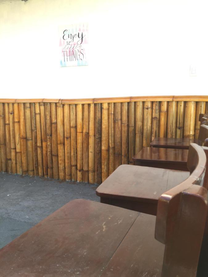 Bohemian Bohol Hostel Panglao Eksteriør bilde